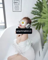Hoài Thương – Gái Gọi Trương Quang Trọng