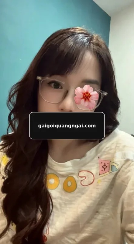 ÁNH CHUPPY💞 – Gái gọi Quảng Ngãi